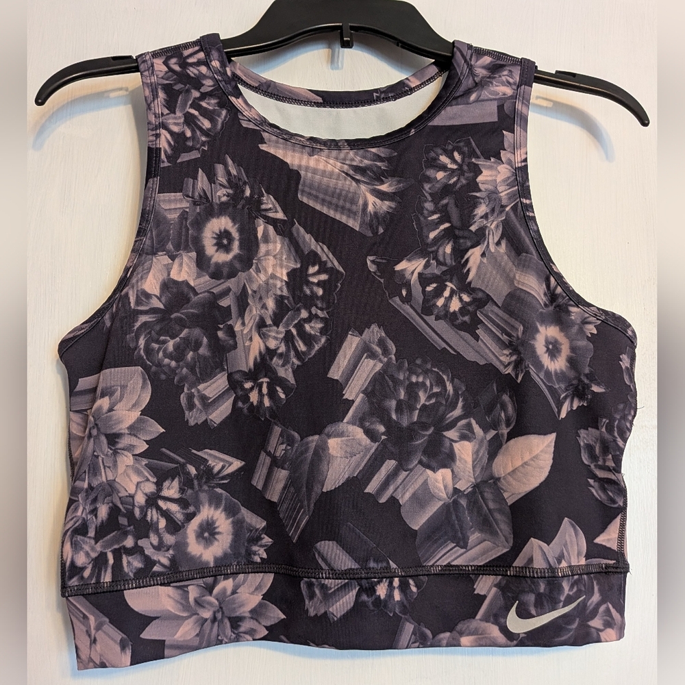 Nike Dri Fit Dark Floral Crop Top Size Medium